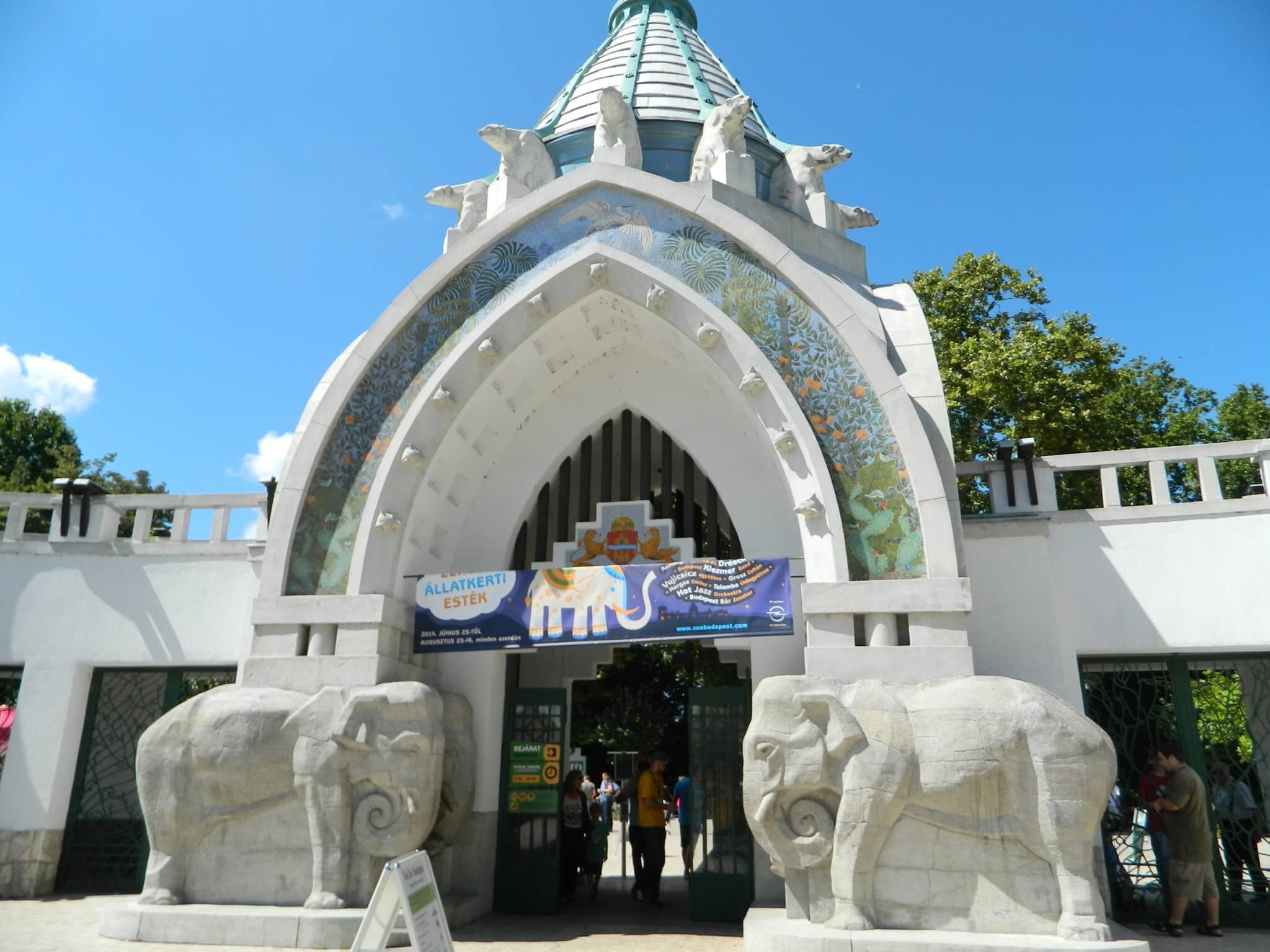 Entrance to Budapest Zoo
