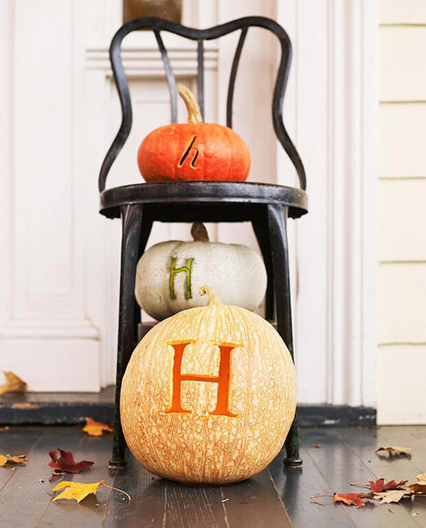 love these simply carved pumpkins... classy don't you think?