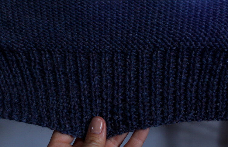 DIY hand-cranked automatic sweater knitting machine, knitting