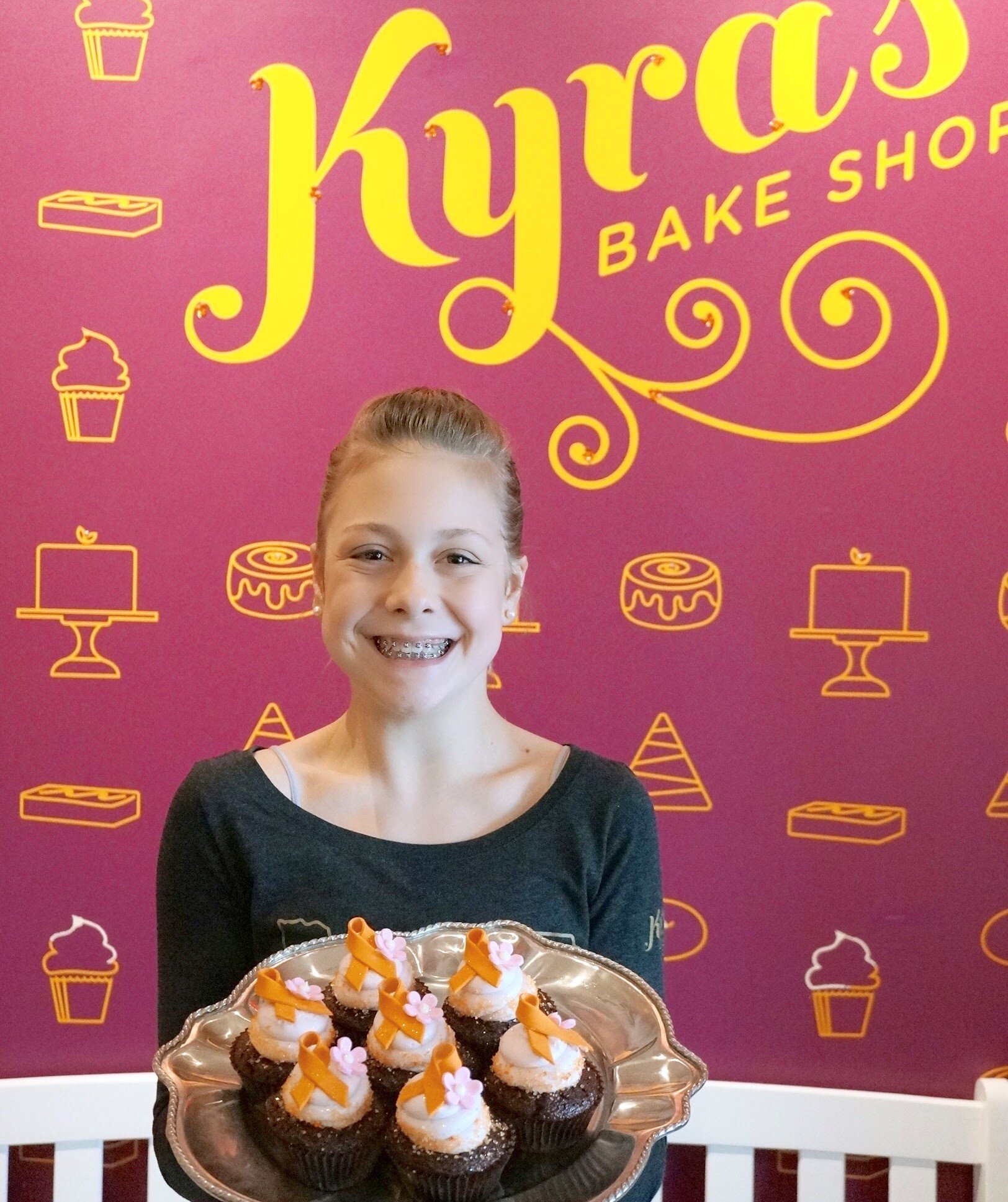 An Interview with Kyra Bussanich, Gluten Free Baker and 4-Time Winner of Cupcake Wars. Visit shortsweetmom.com to learn Kyra's personal story and to find out about her recent partnership with The Leukemia & Lymphoma Society. 
