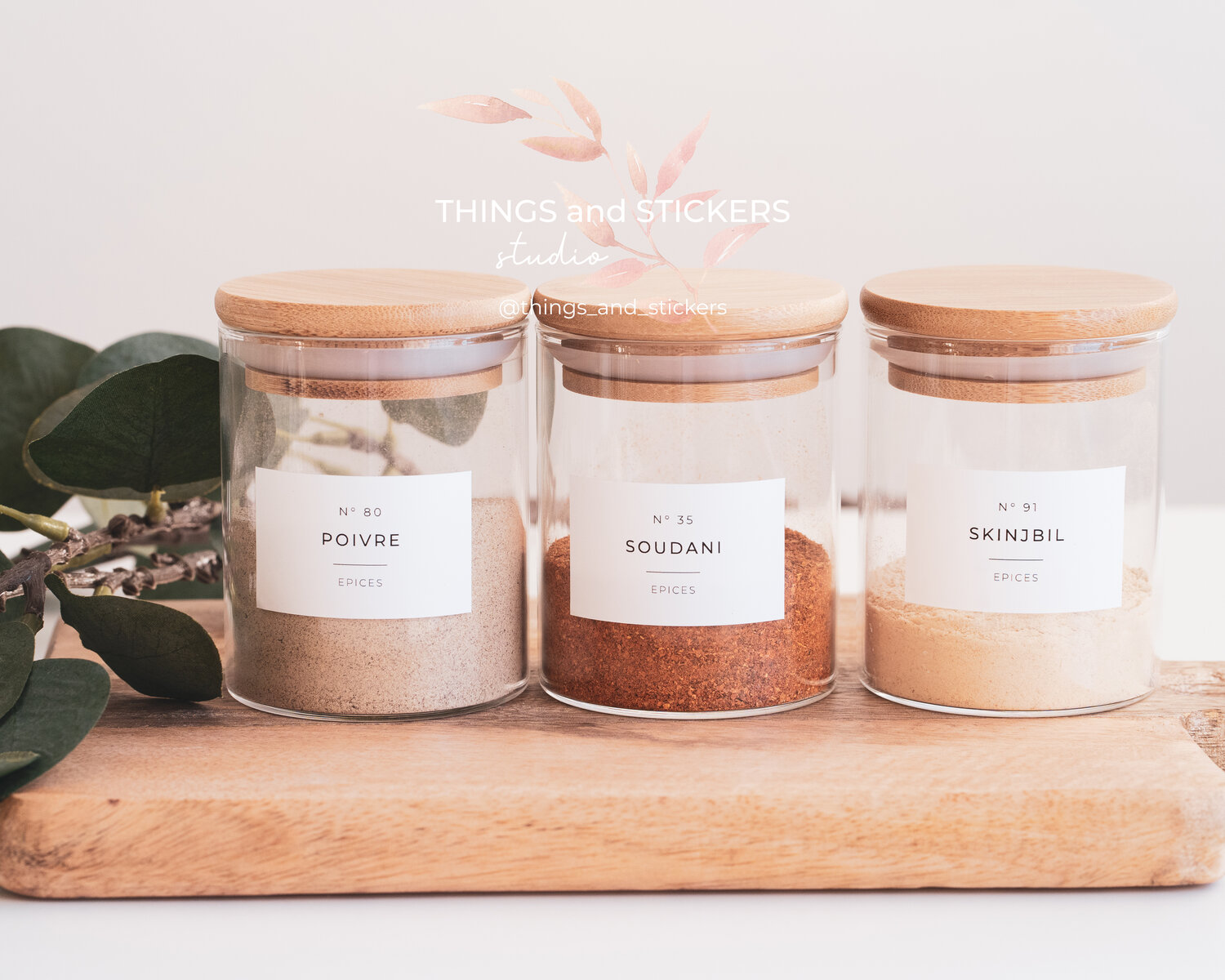 Des étiquettes durables et esthétiques pour vos pots à épices - Things and  Stickers — THINGS and STICKERS