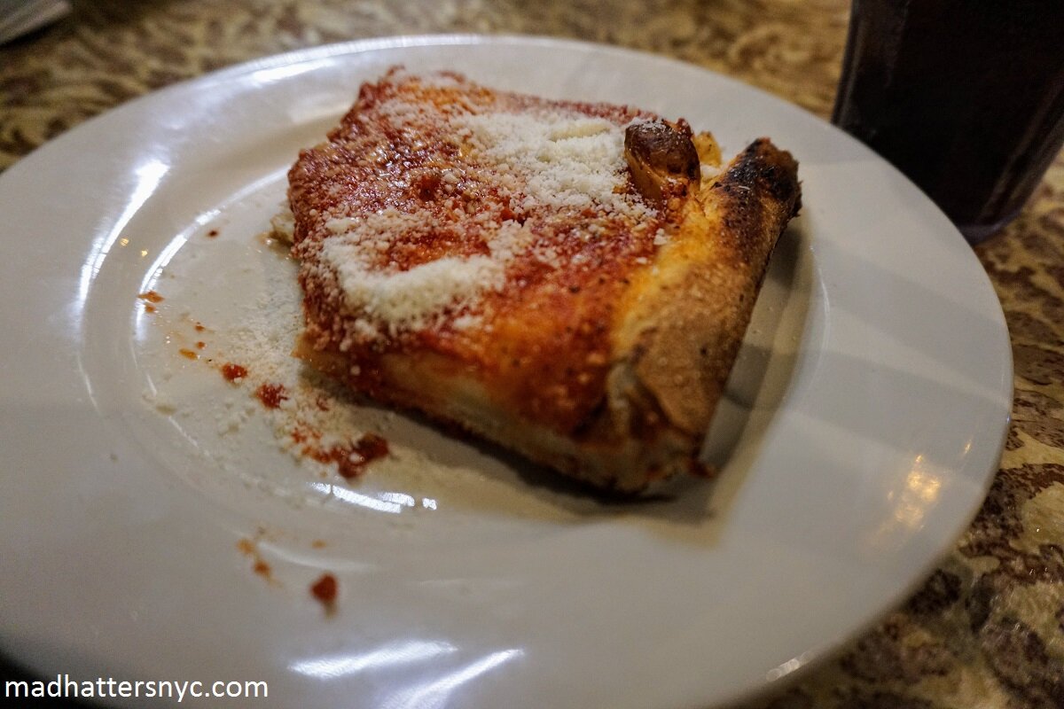 Slice of Brooklyn Bus Pizza Tour - Mad Hatters NYC Blog