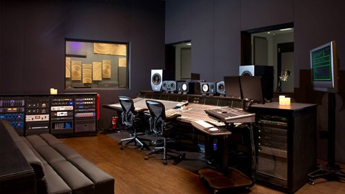 8 Benefits to Hire Recording Studio in Singapore — VERTA COLLECTIVE