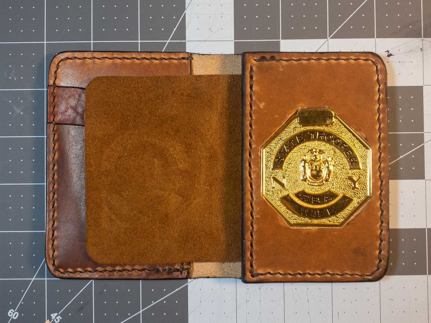 Custom Badge Wallet : r/Leathercraft