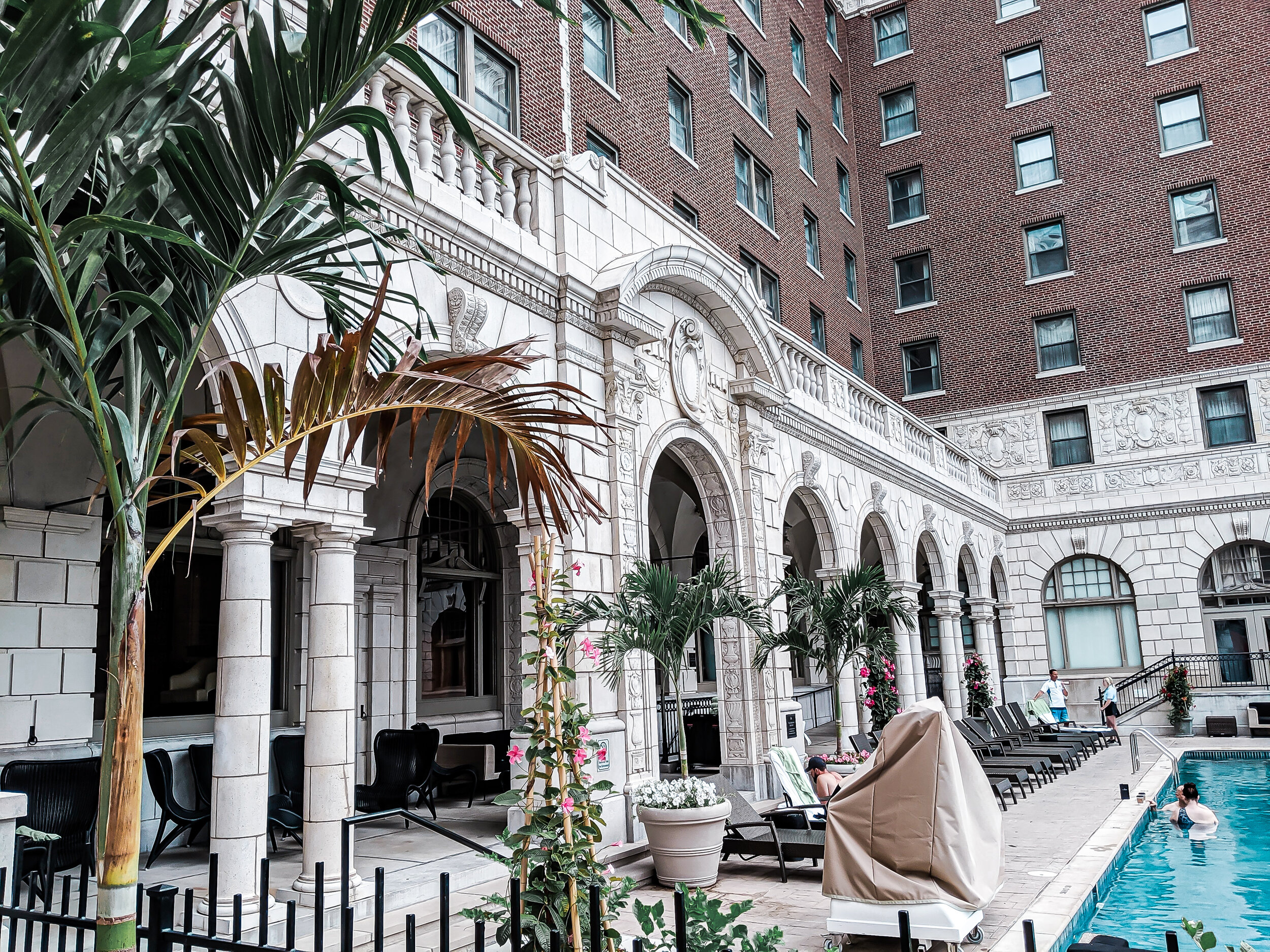 St. Louis Weekend Travel Guide - Chase Park Plaza Hotel