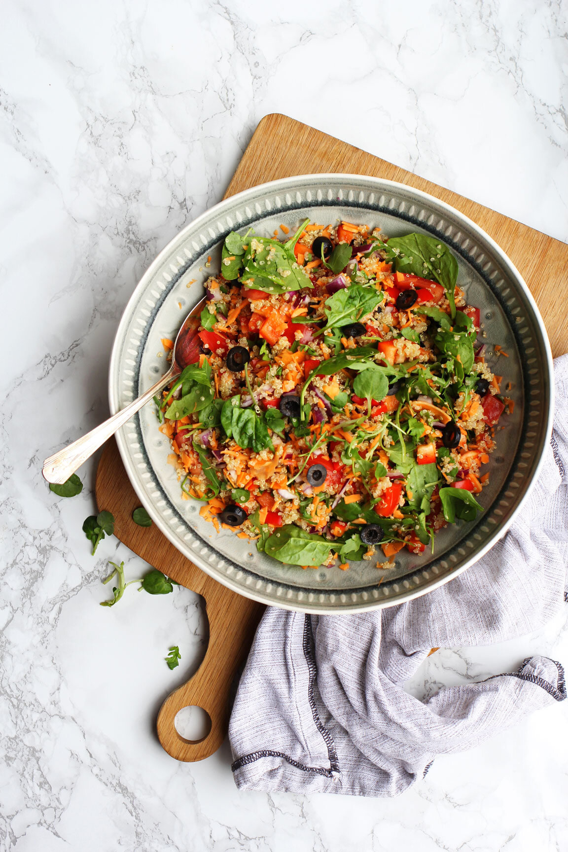Mediterranean Quinoa Salad | The Mother Cooker