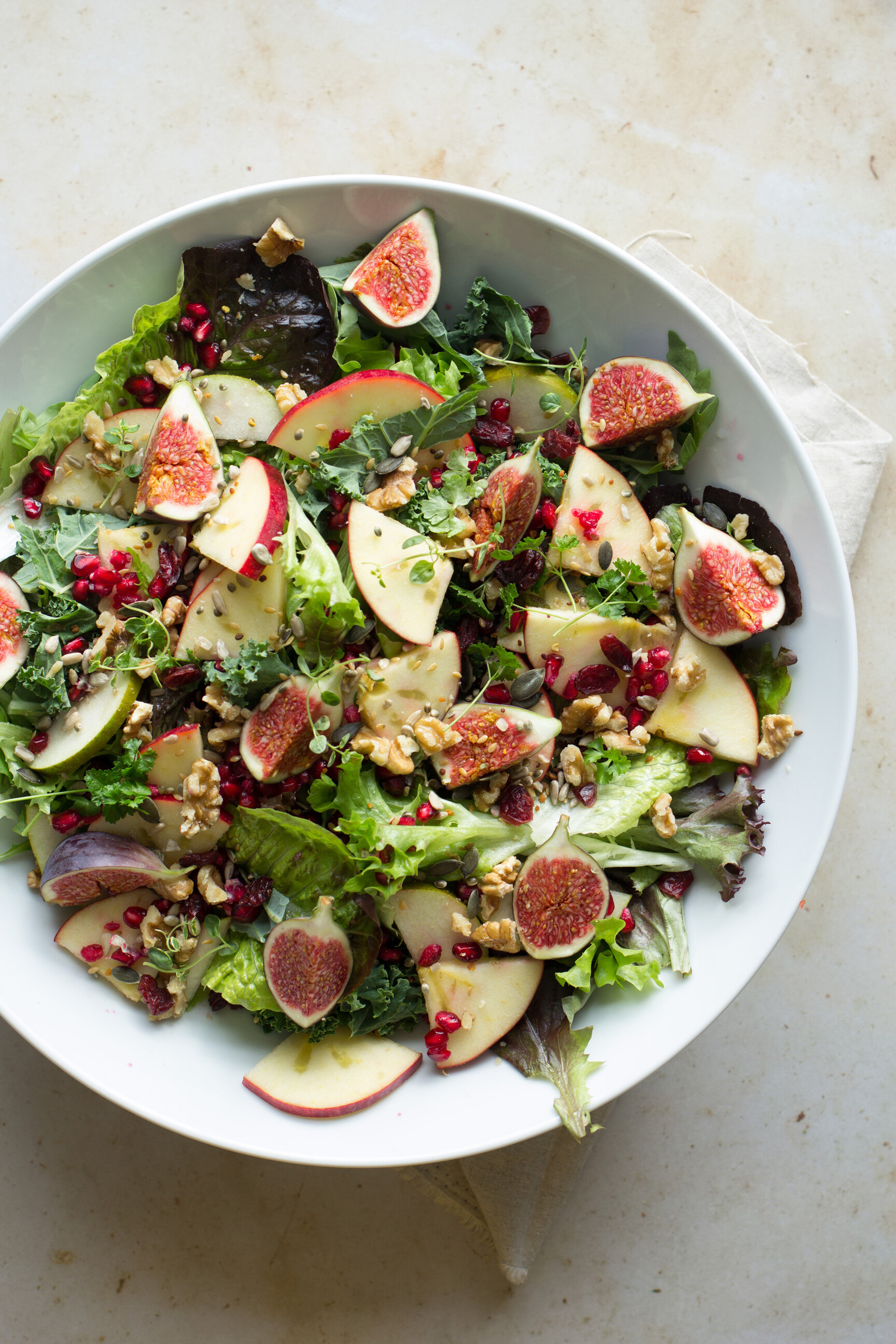 Autumn Harvest Salad with Apple Cider Vinaigrette | The Mother Cooker 
