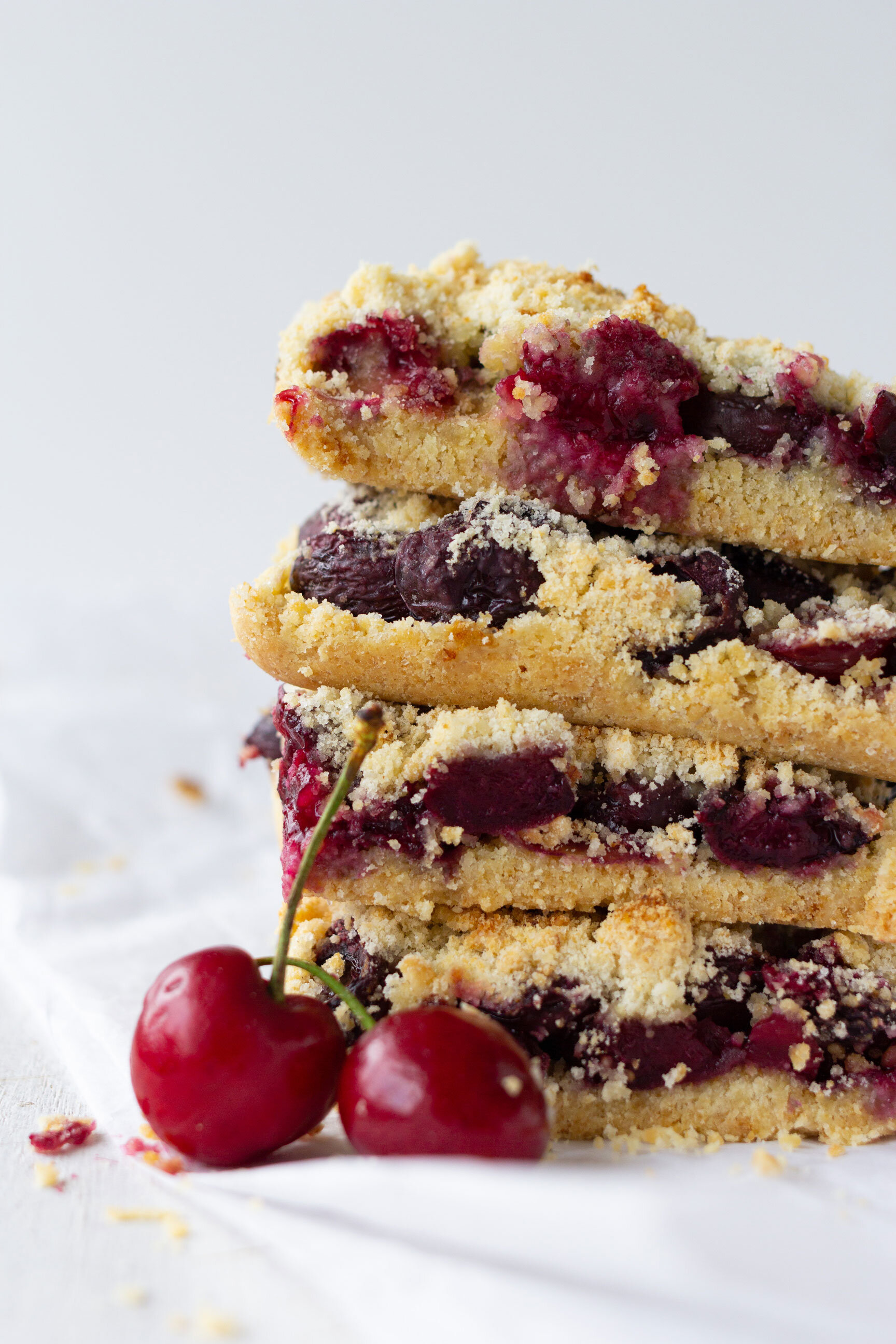 Cherry Crumble Bars | The Mother Cooker