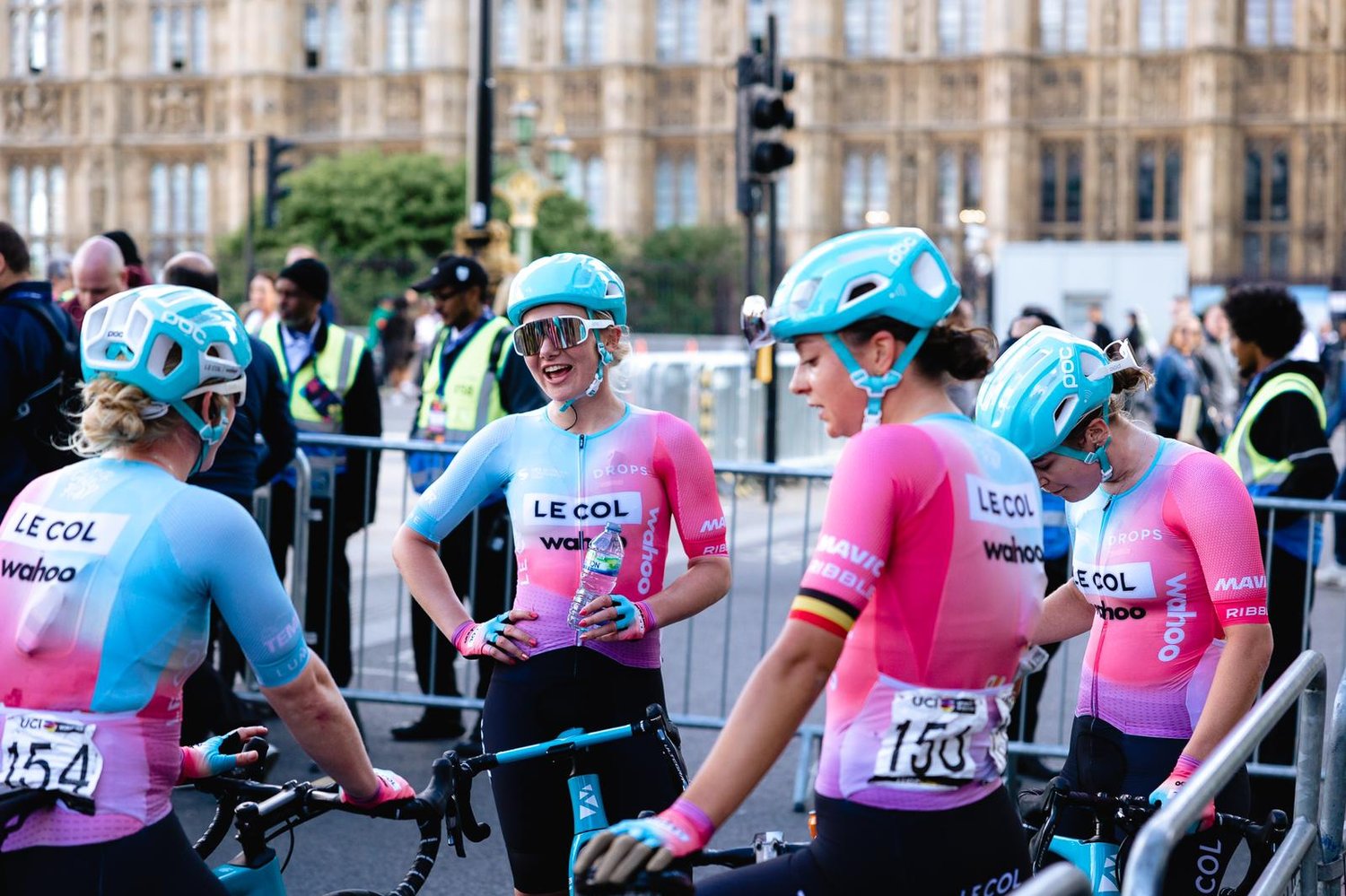 Maike and Jesse sprint to top 10 finishes in RideLondon finale