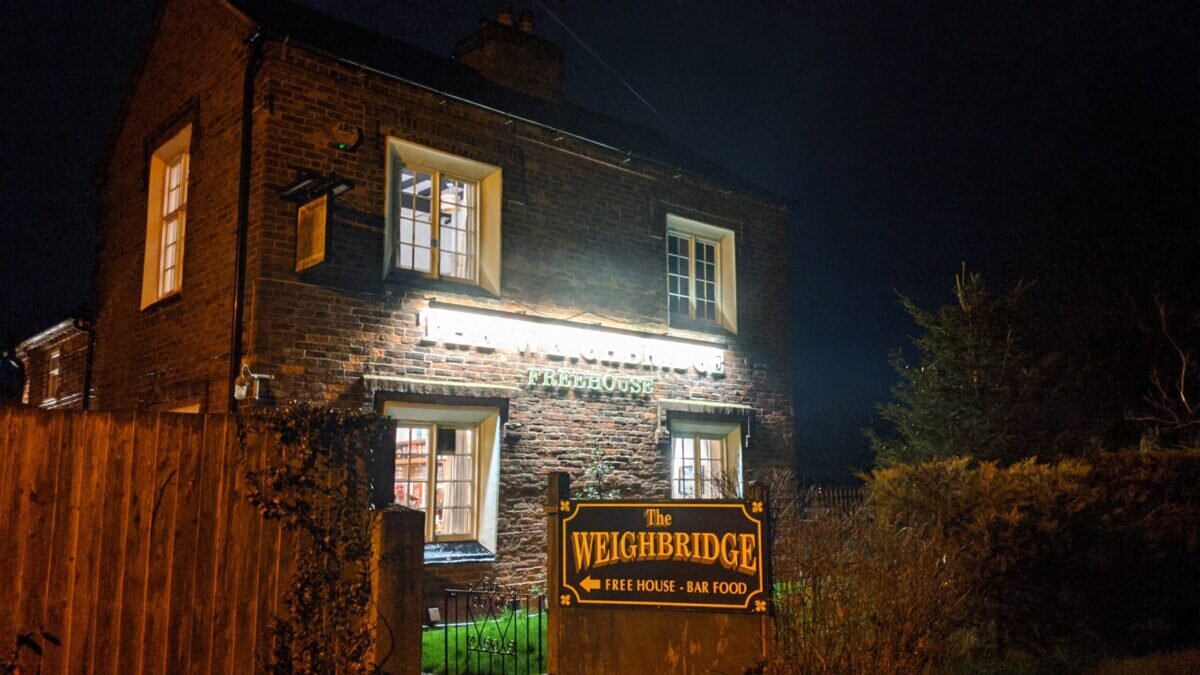 A picture of the weighbridge pub in Alvechurch as part of great pub series