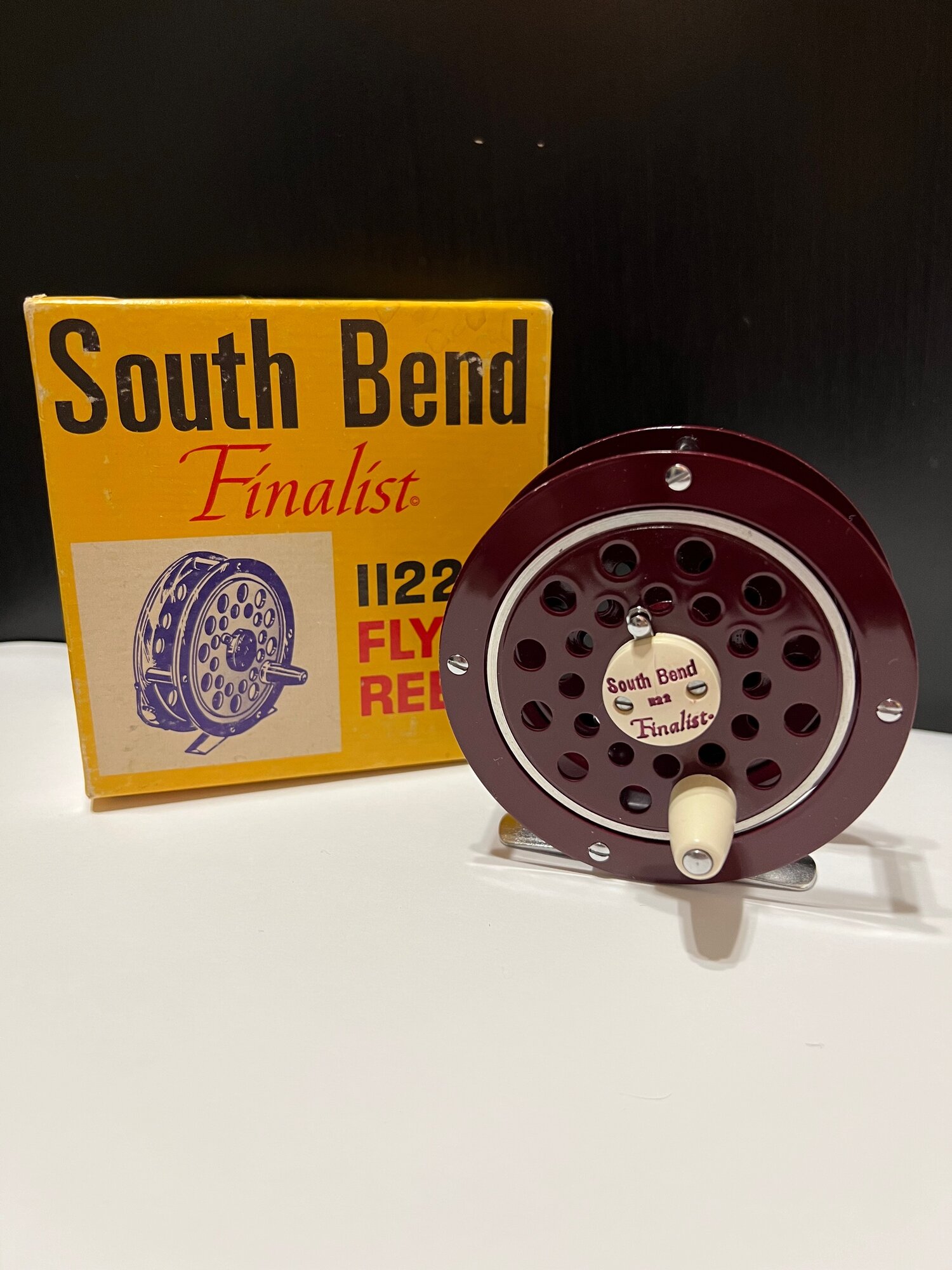 South Bend Finalist Fly Reel No. 1122 with original Box Circa