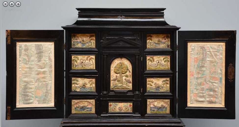17th century Flemish cabinet 6