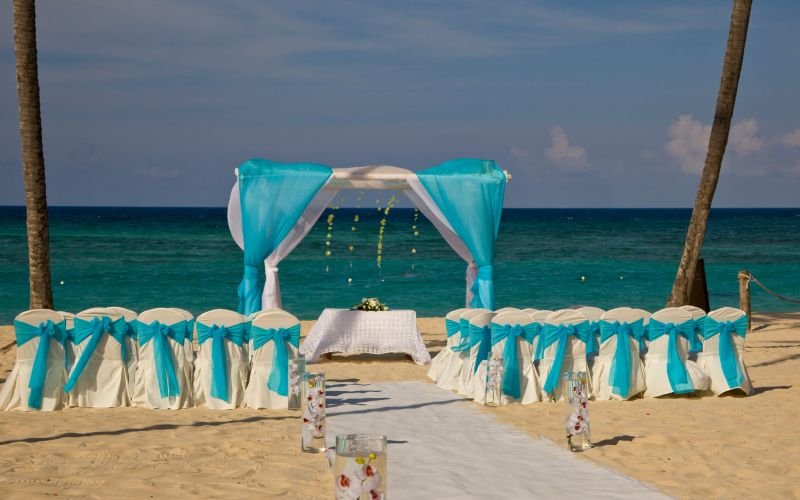 punta canada beach wedding decor