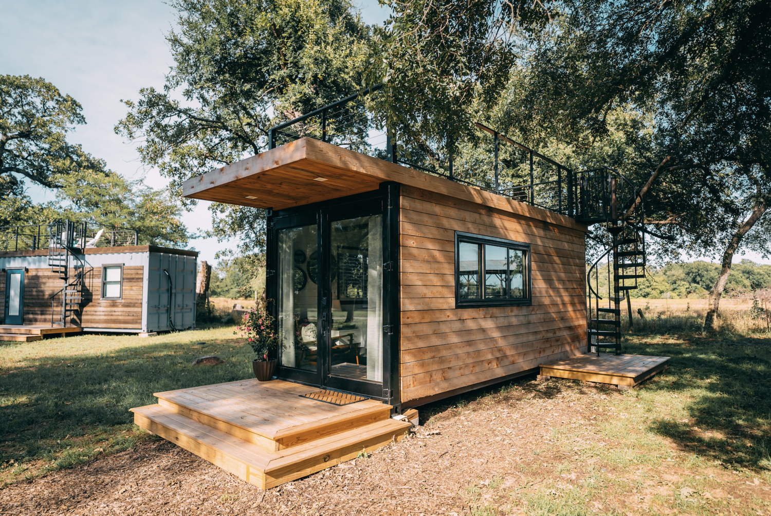 Sells DIY Tiny-Home Kits That Take Only 2 Days to Build