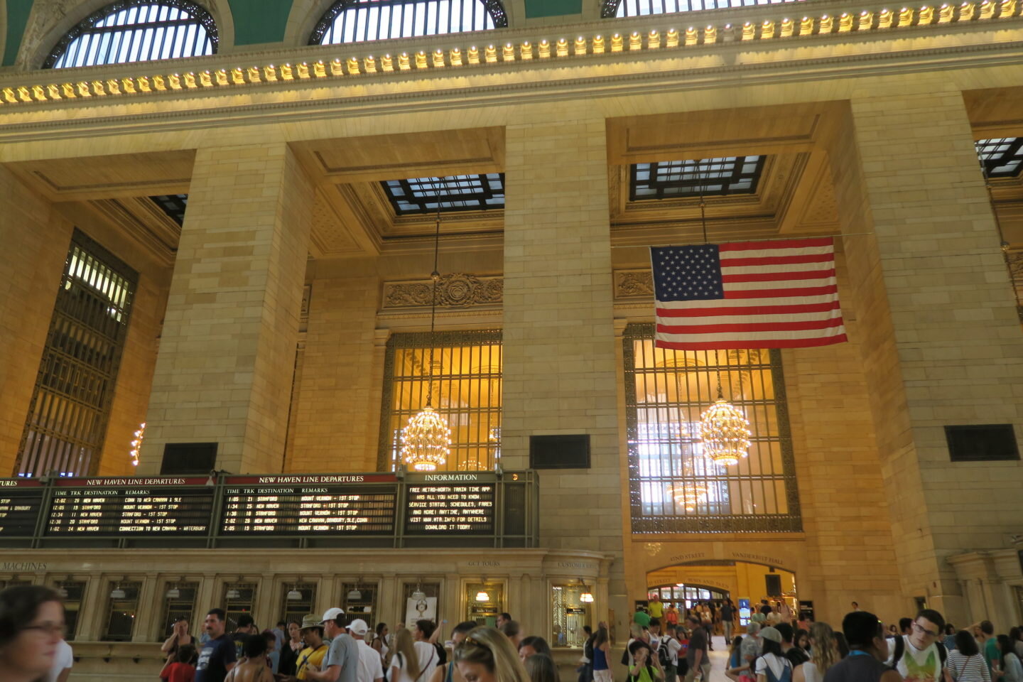 GRAND CENTRAL WHISPERING WALL