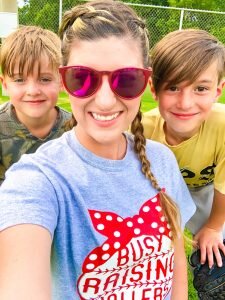 Mom of WAR- best sunglasses for busy moms