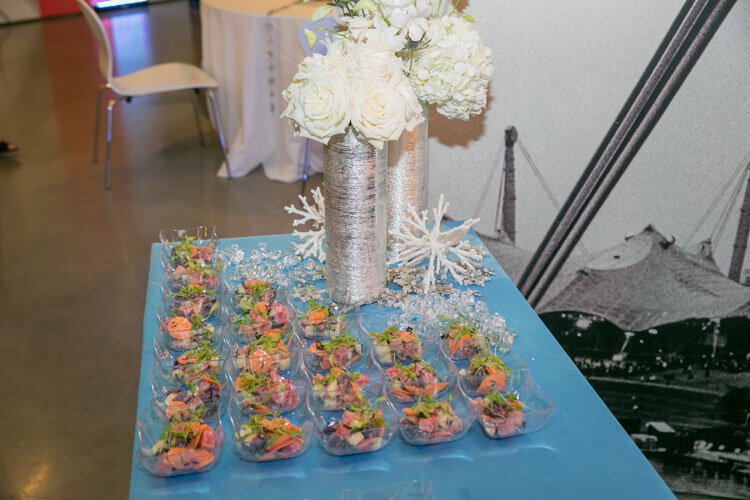 Colorful Stationary Hors D'oeuvres 