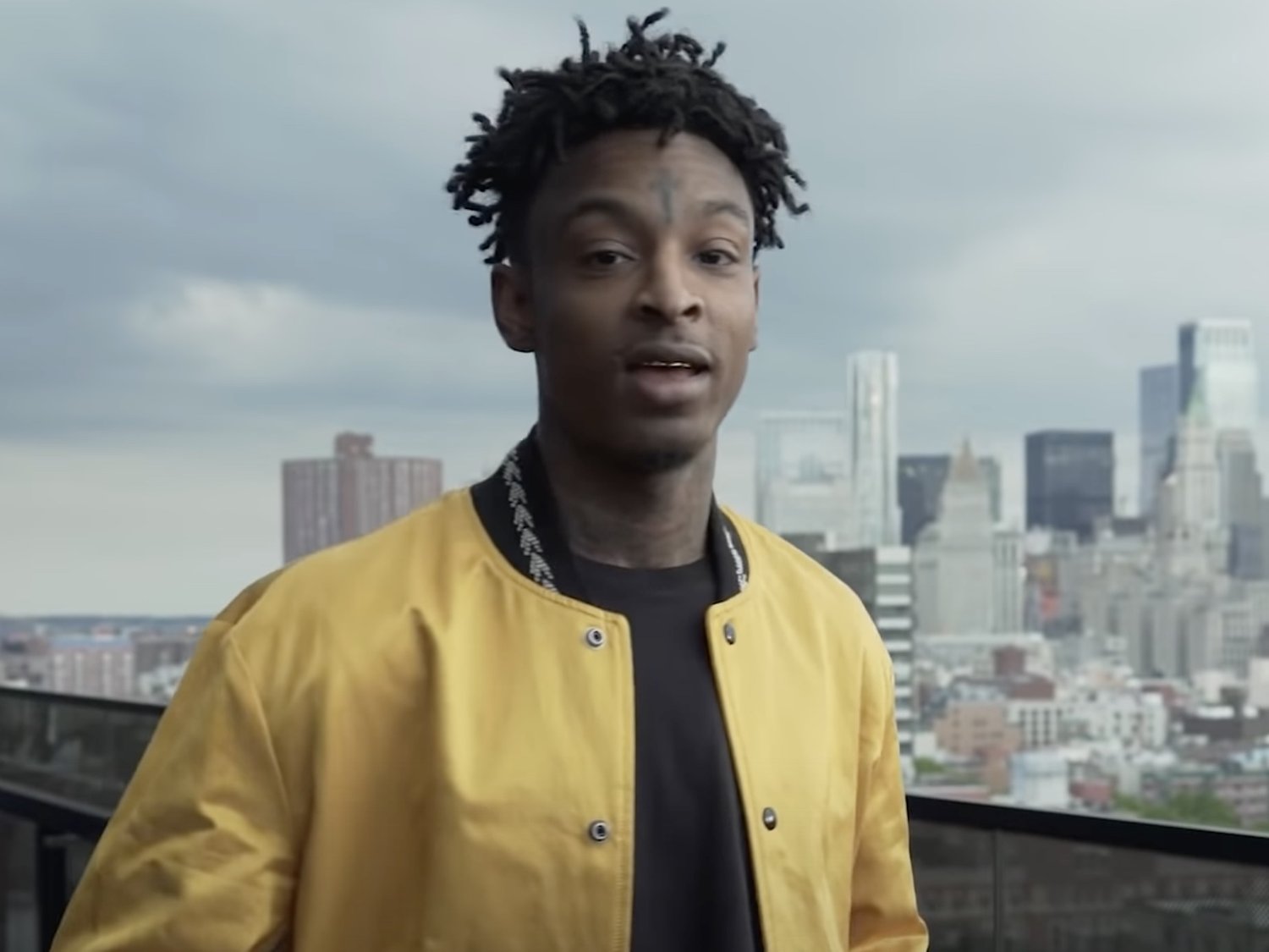 21 Savage's is all smiles in a Louis Vuitton Chargers fit — Attack The  Culture