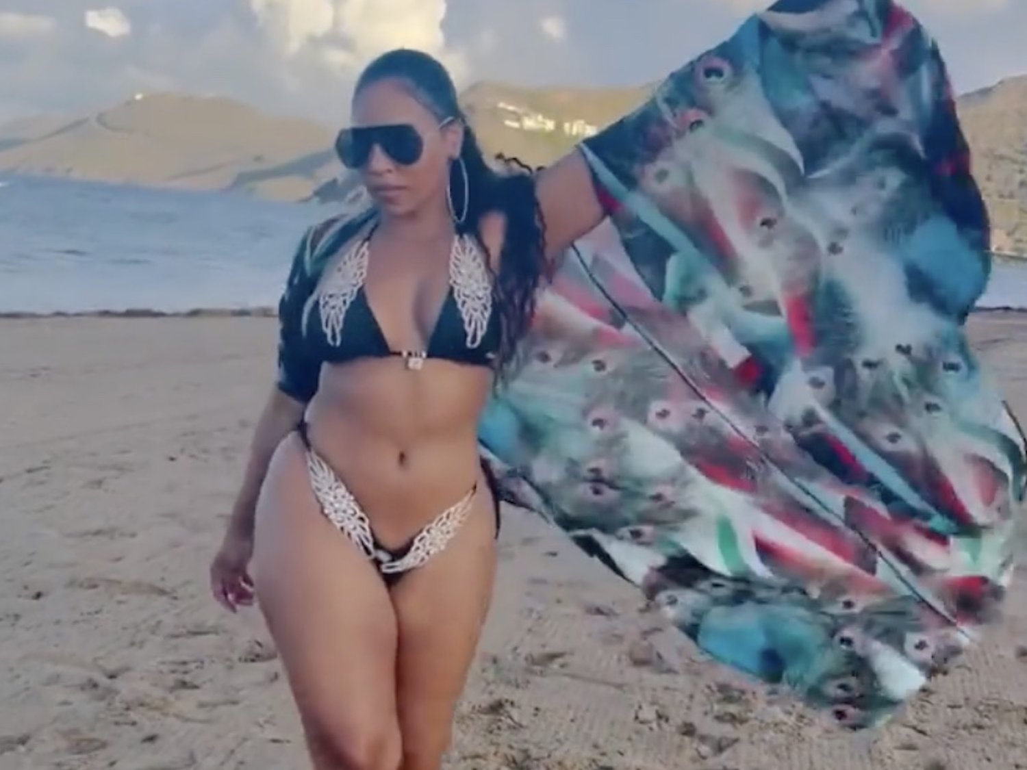 Allow Ashanti's bikini goals to warm up the rest of weekend goals — Attack The
