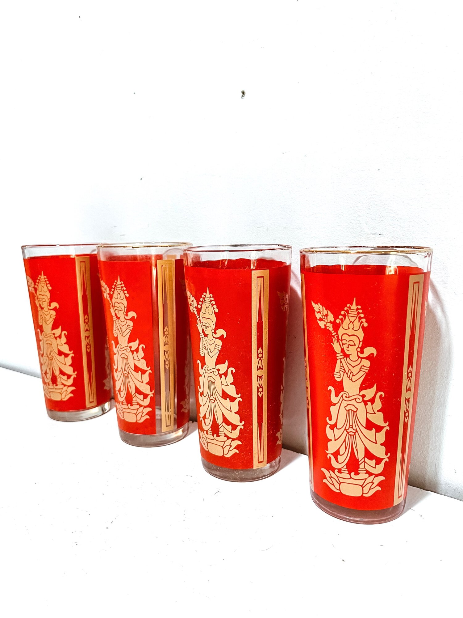 Vintage Set of 4 Drinking Glasses 4 1/2 Tall W/Horse Red White Gold  Beautiful!