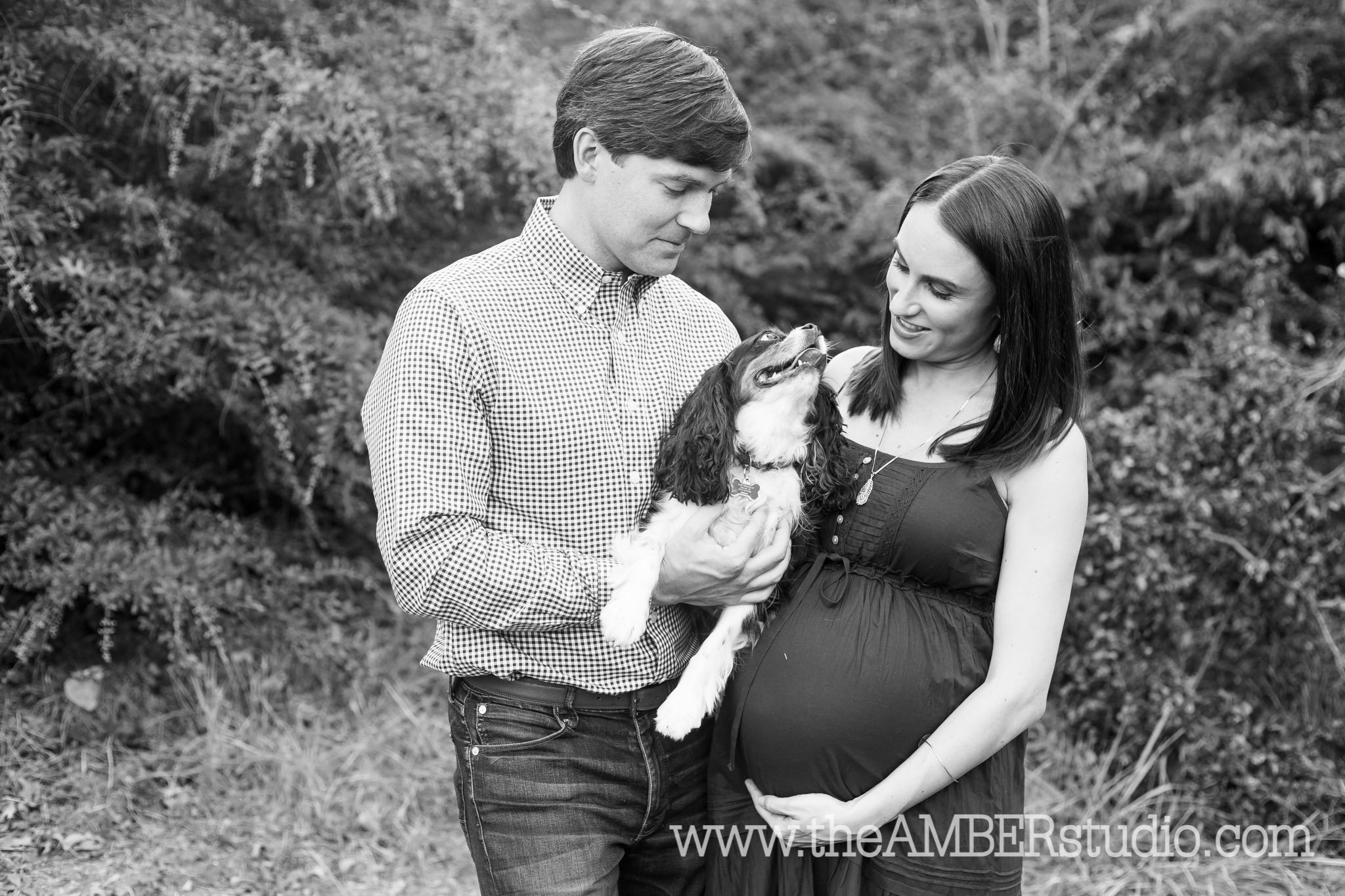dallas-photographer-maternity-pregnant-preggers-baby-couple-married-white-rock-lake-dfw-texas-black-african-american-fall-burgundydress-jeans0001