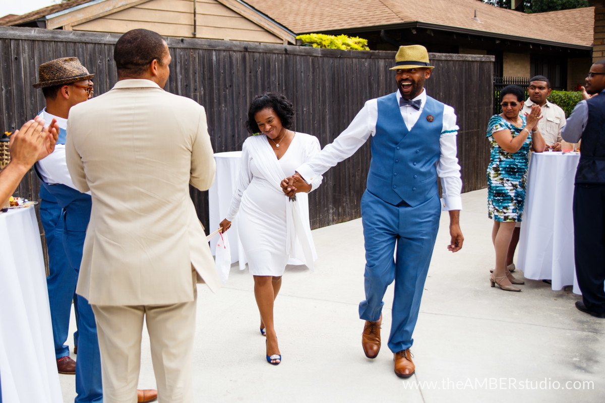 dallas-black-wedding-photographer-backyard-outdoor-african-american-texas-love-couples-marriage-house-home-0035