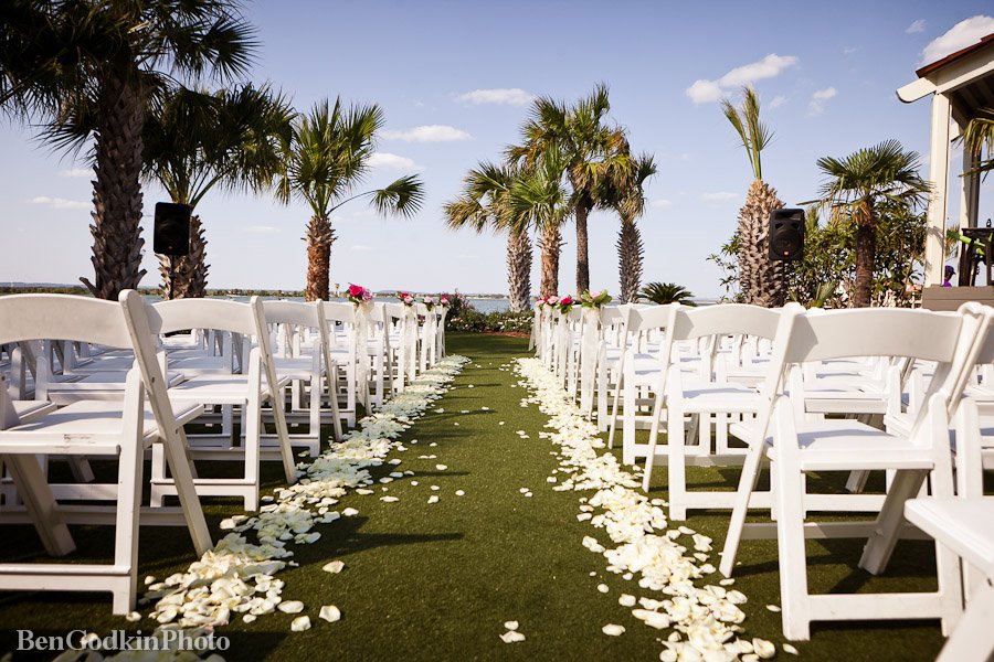 Wedding ceremony near the lake at Horseshoe Bay Resort