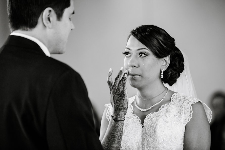 bride crying curing wedding ceremony