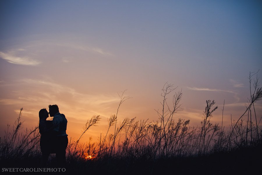 Austin engagement photography at sunset in field