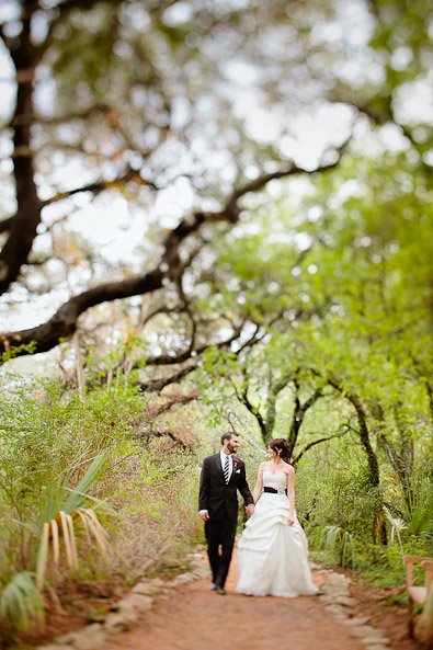 bride and groom photos down the path at laguna gloria