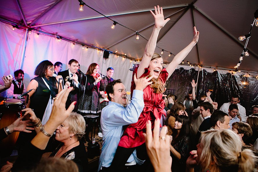 Austin wedding guests dancing