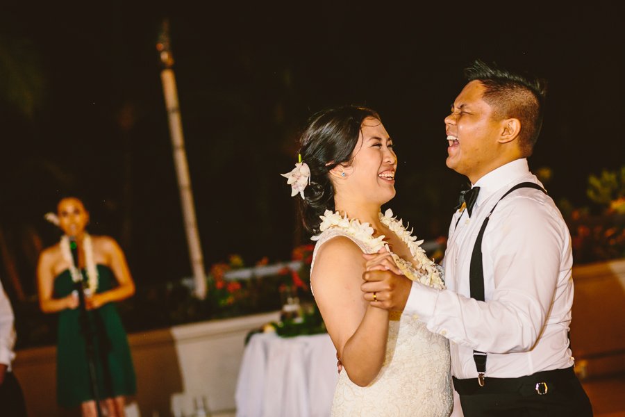bride and groom first dance in hawaii