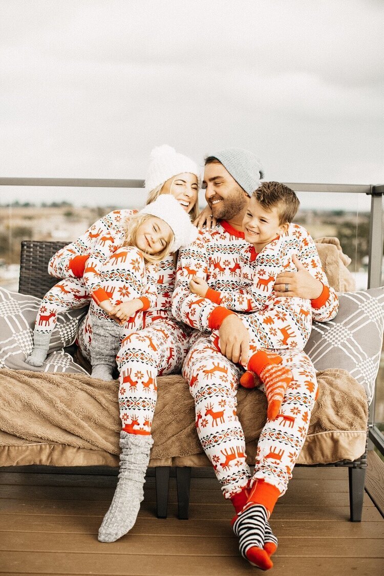 Holiday Pajamas for the Whole Fam with Hanna Andersson — Krista Horton