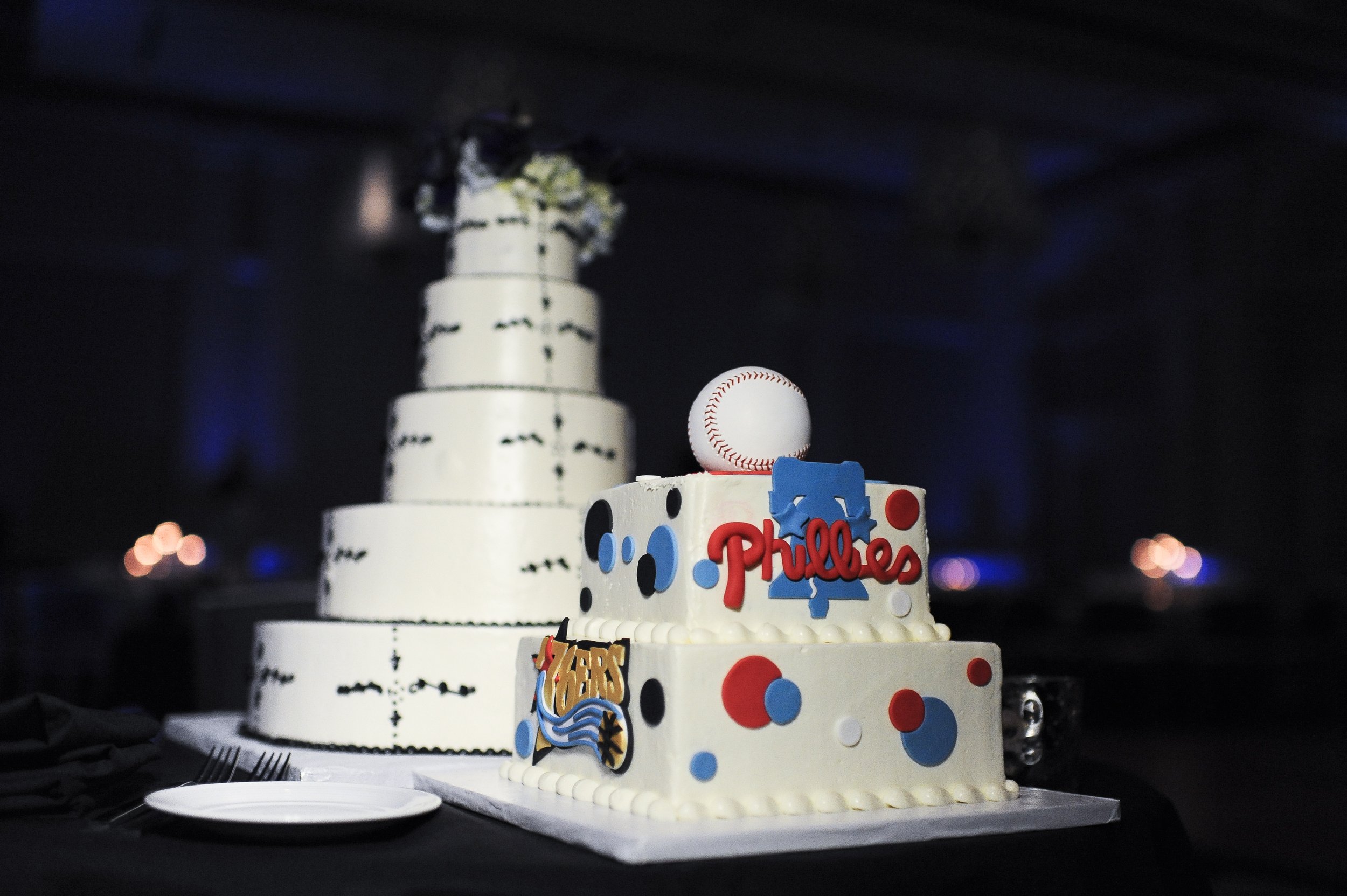 philadelphia sports groom's wedding cake - two little birds planning