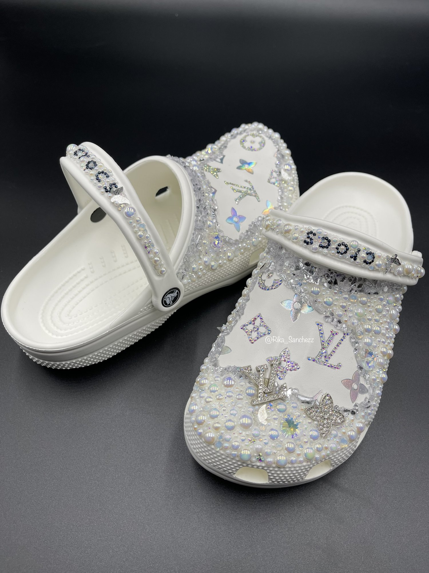 Louis Vuitton white Crocs Crocband Shoes • Kybershop