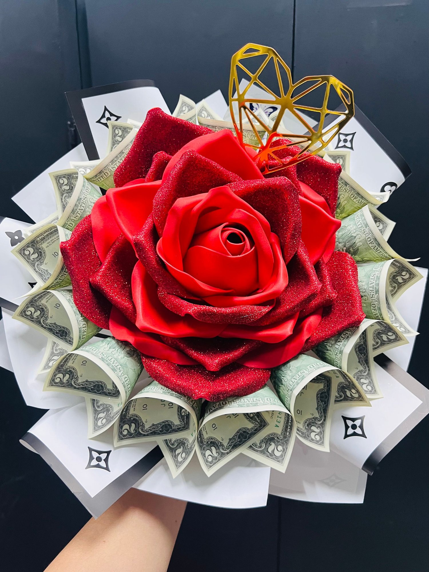 Money Bouquet (5k) - Rosette Fresh Flowers