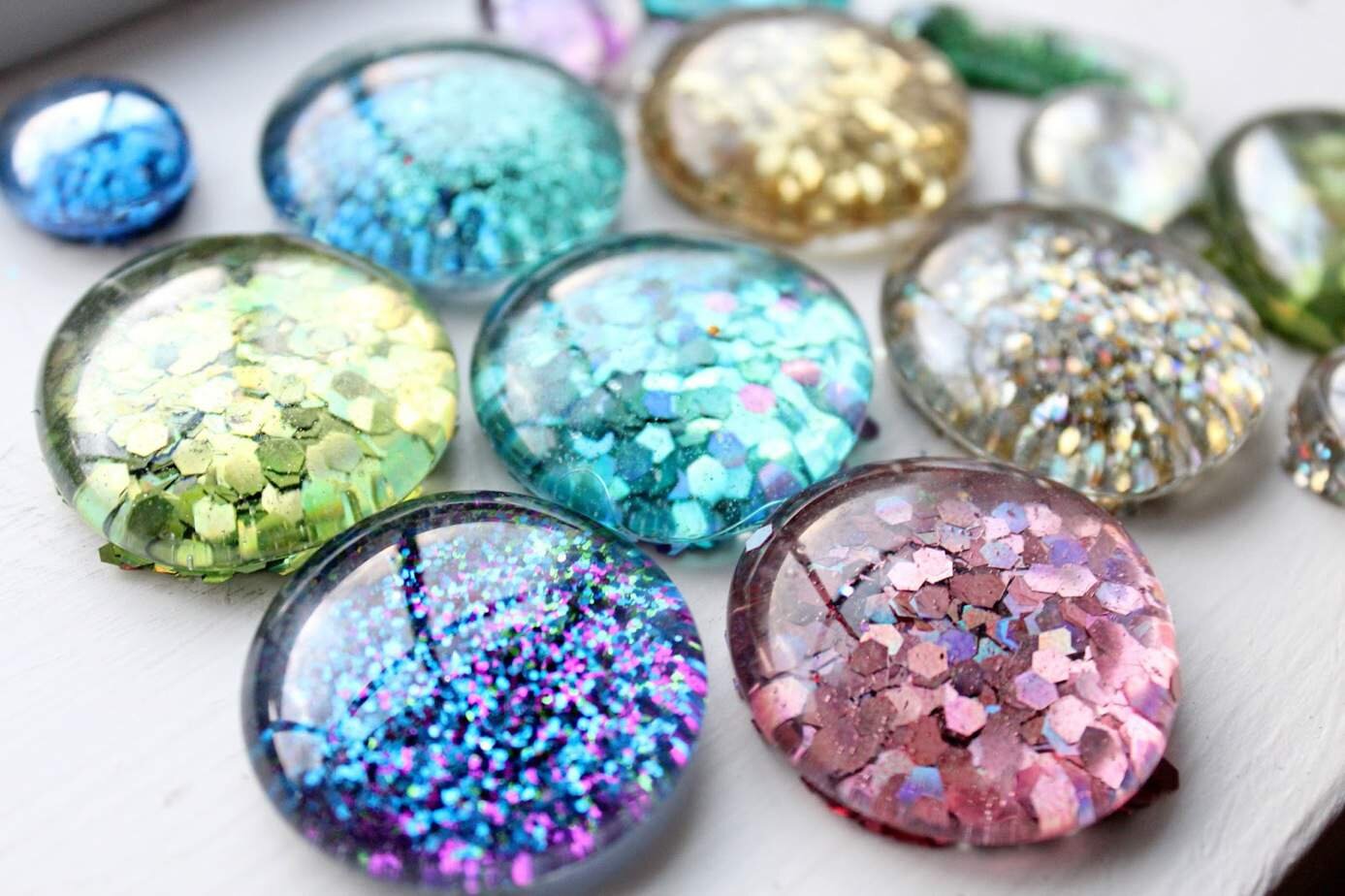 Easy DIY Glitter Magnets — Stephen's Place