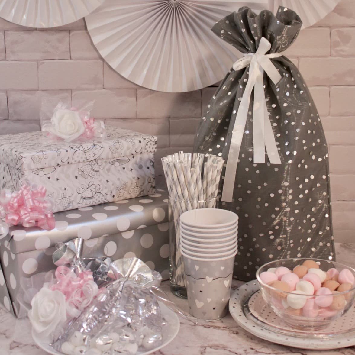 Bridal Shower Ideas: Planning Themes, Activities and Food