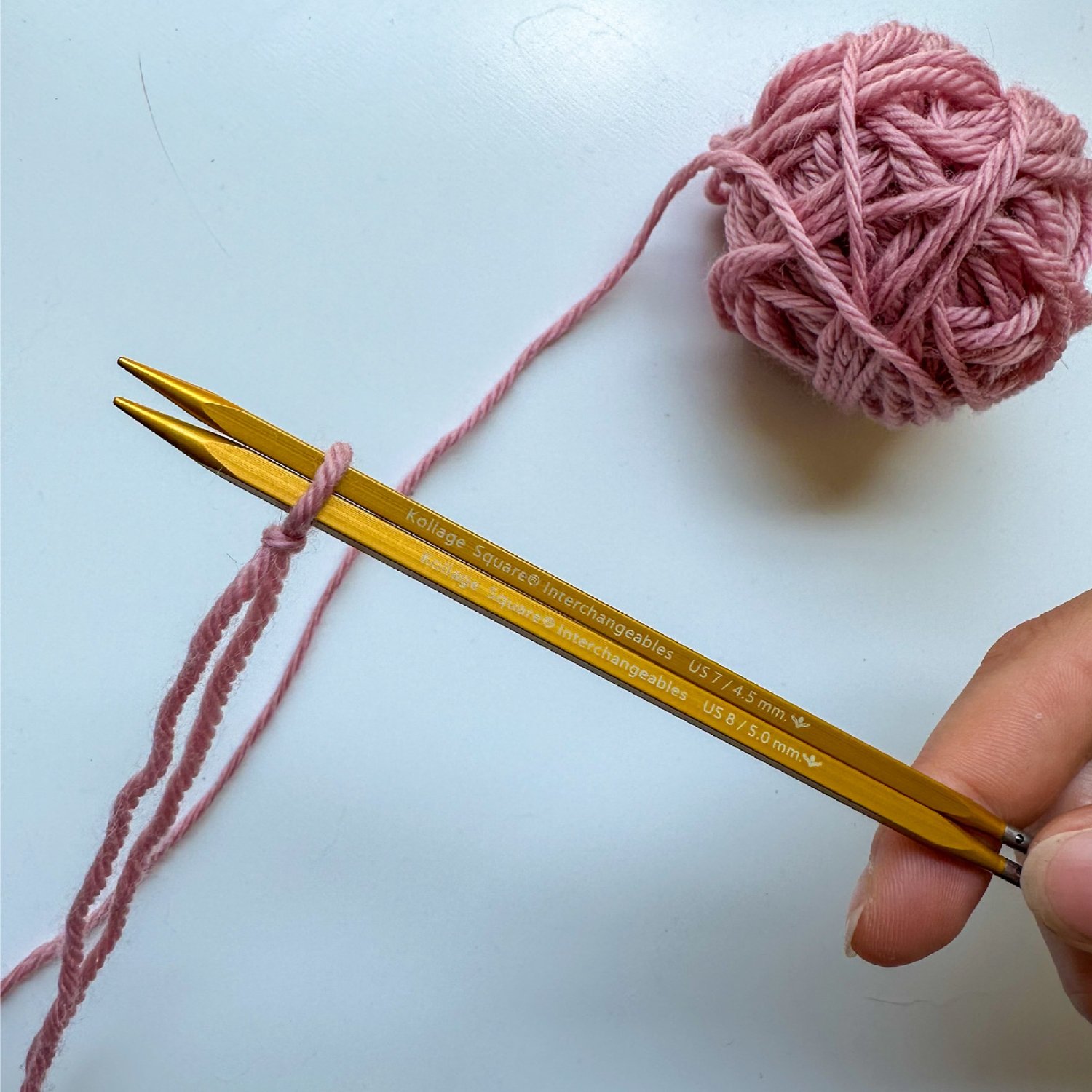The Easiest Stretchy Cast On in Knitting: Long Tail Cast On with Two Needles  — New Wave Knitting