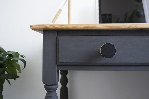 A closer look at the DIY desk with Chocolate Creative drawer knobs in my minimal workspace
