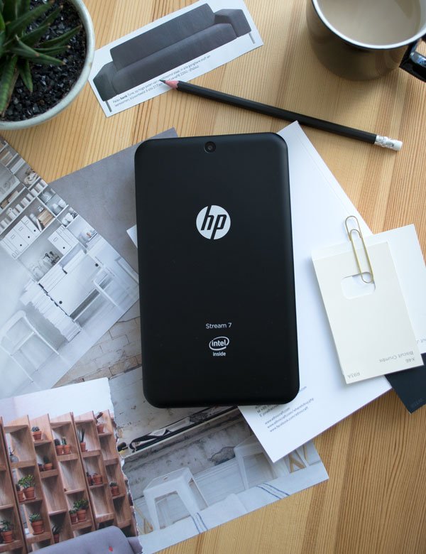 HP Intel Stream 7 Tablet Behind The Scenes Stylist