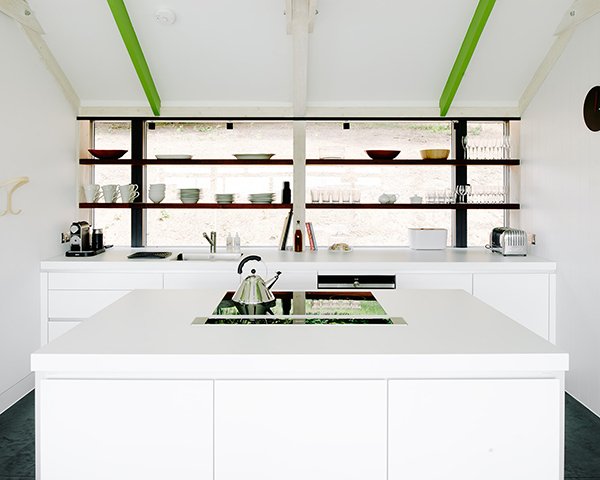 The-Chicken-Shed-kitchen-minimalist-holiday-home-wye-valley06