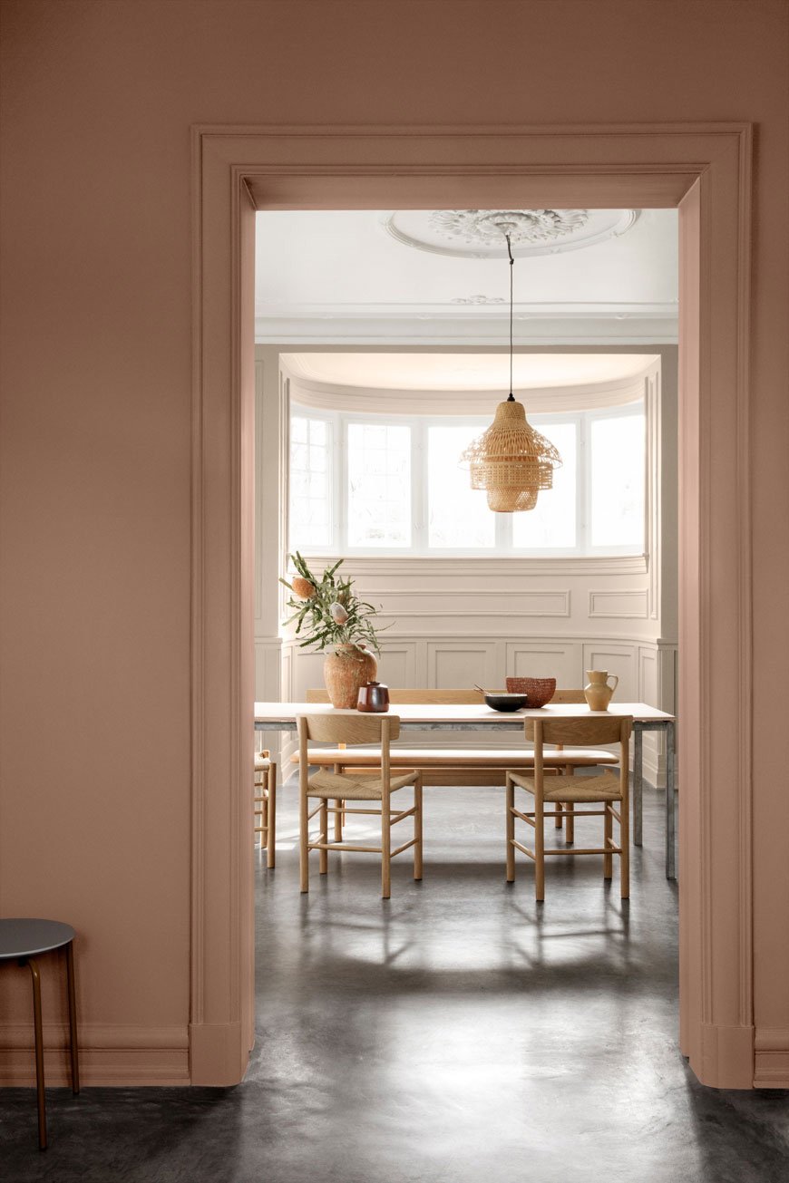 how to use colour in a minimalist home, soft pink tones, Jotun paint