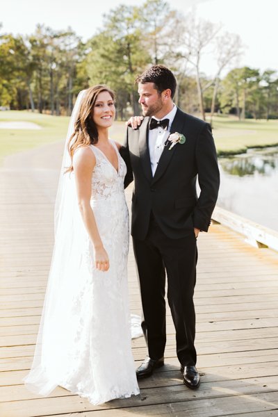 bride and groom at duck woods country club