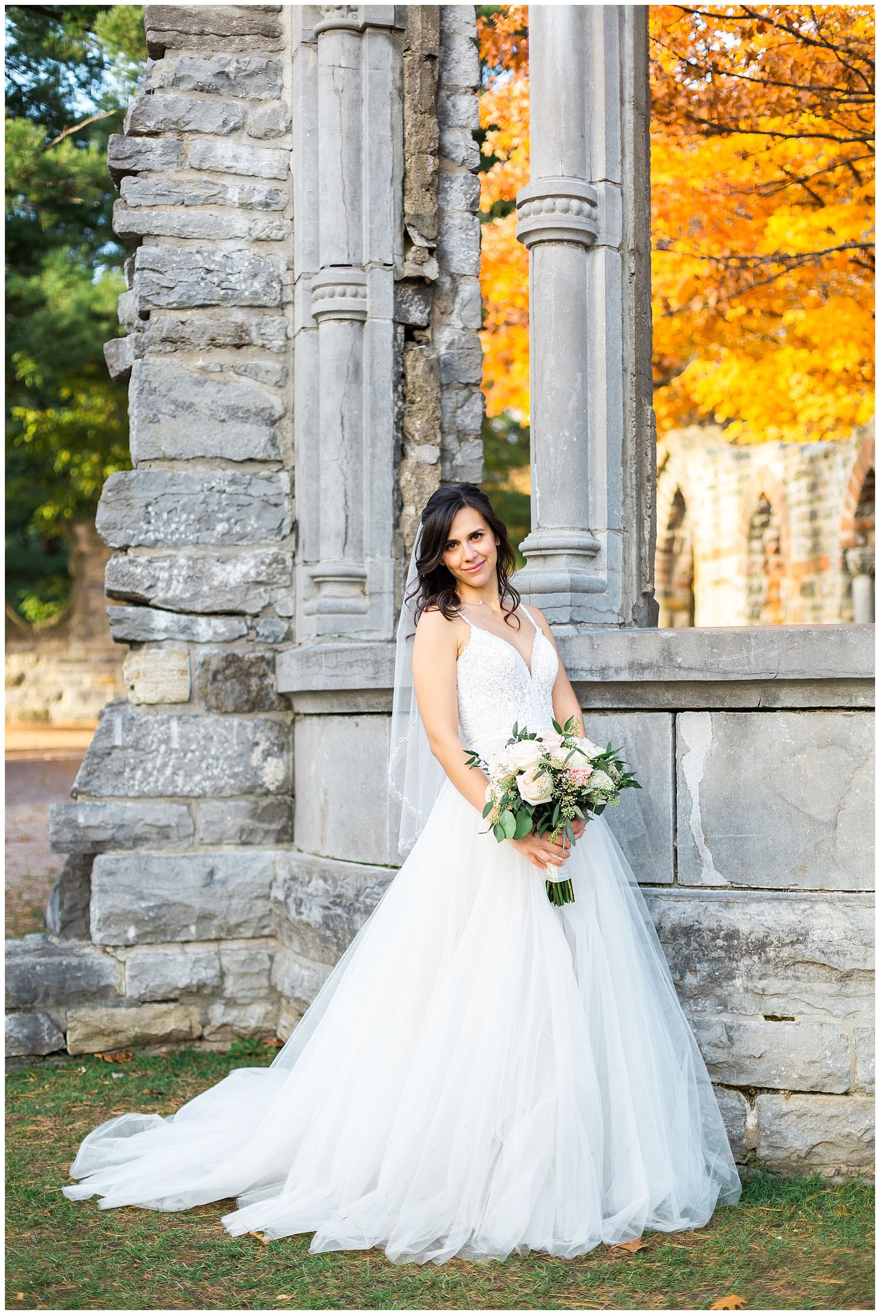 Italian fall bride in Ottawa