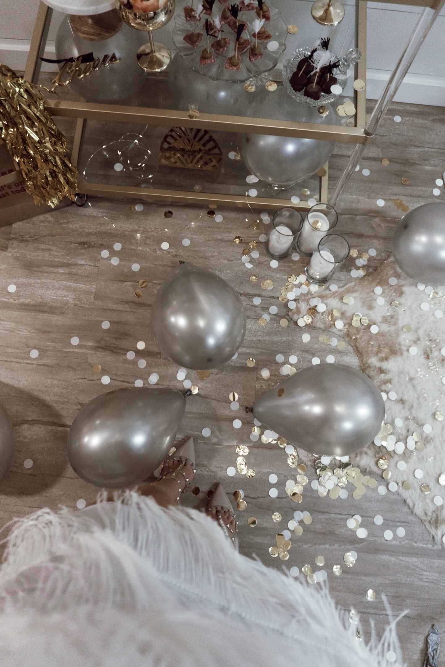 DIY New Year's Eve Party  Roaring 20's — Topknots and Pearls