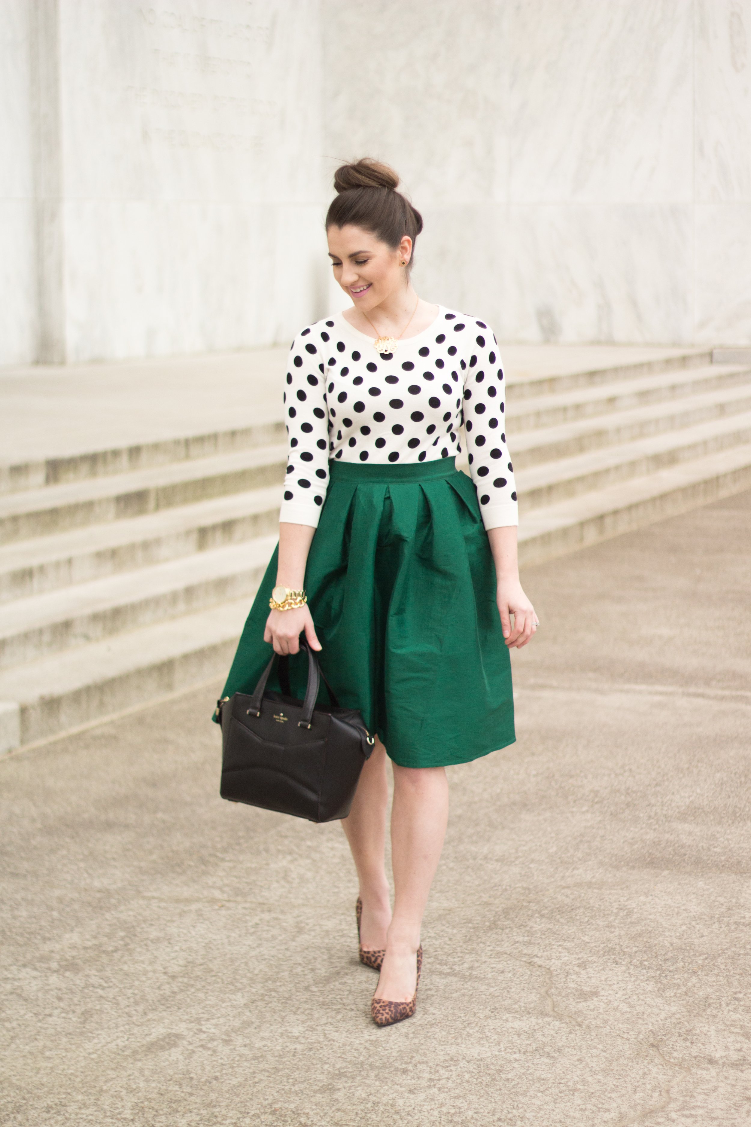 20 ways to dress Kate Spade inspired! - 20 Ways to wear Kate Spade Outfits by Portland fashion blogger Top Knots and Pearls