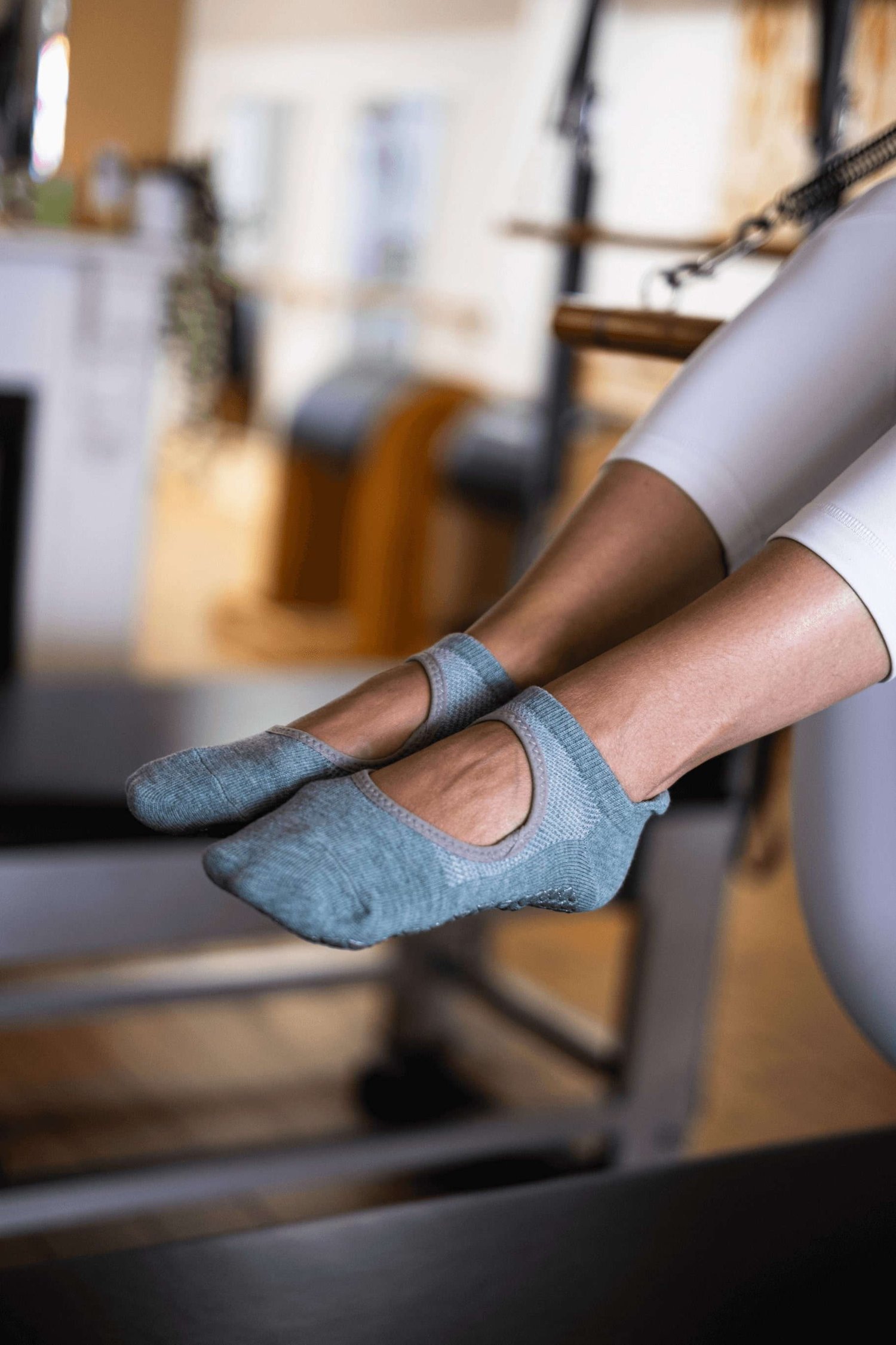 Pilates/Yoga Grip Socks - SINGLE STRAP — COZY - Cotton Knee High Pilates  Socks