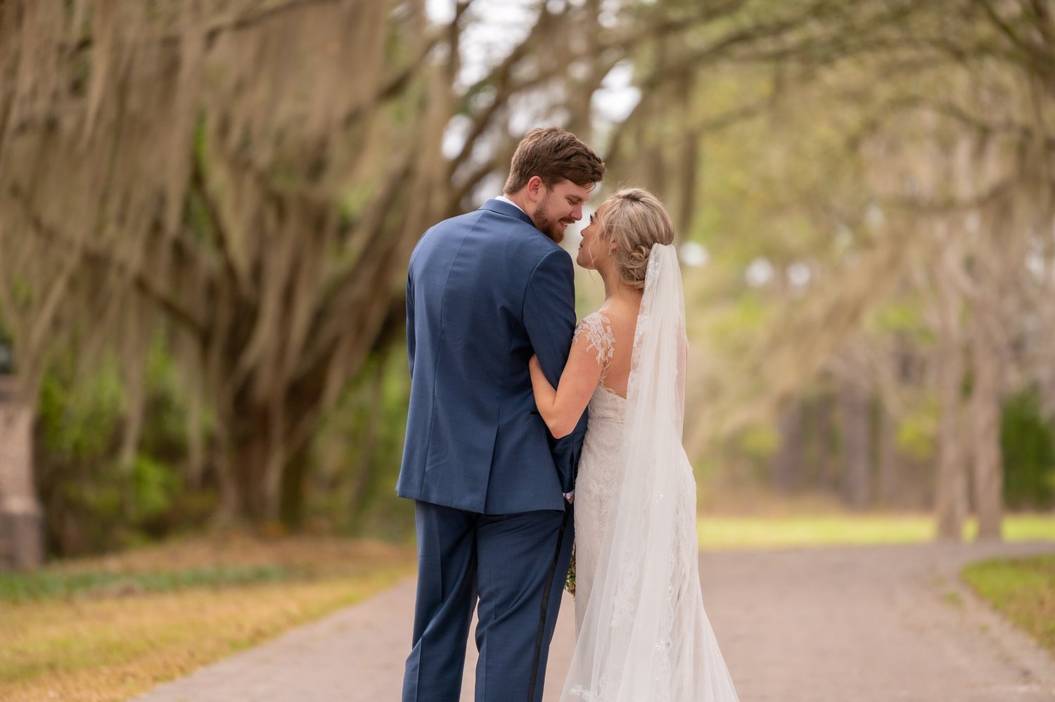 One Moment One Shot Photography | Savannah Wedding Photographer