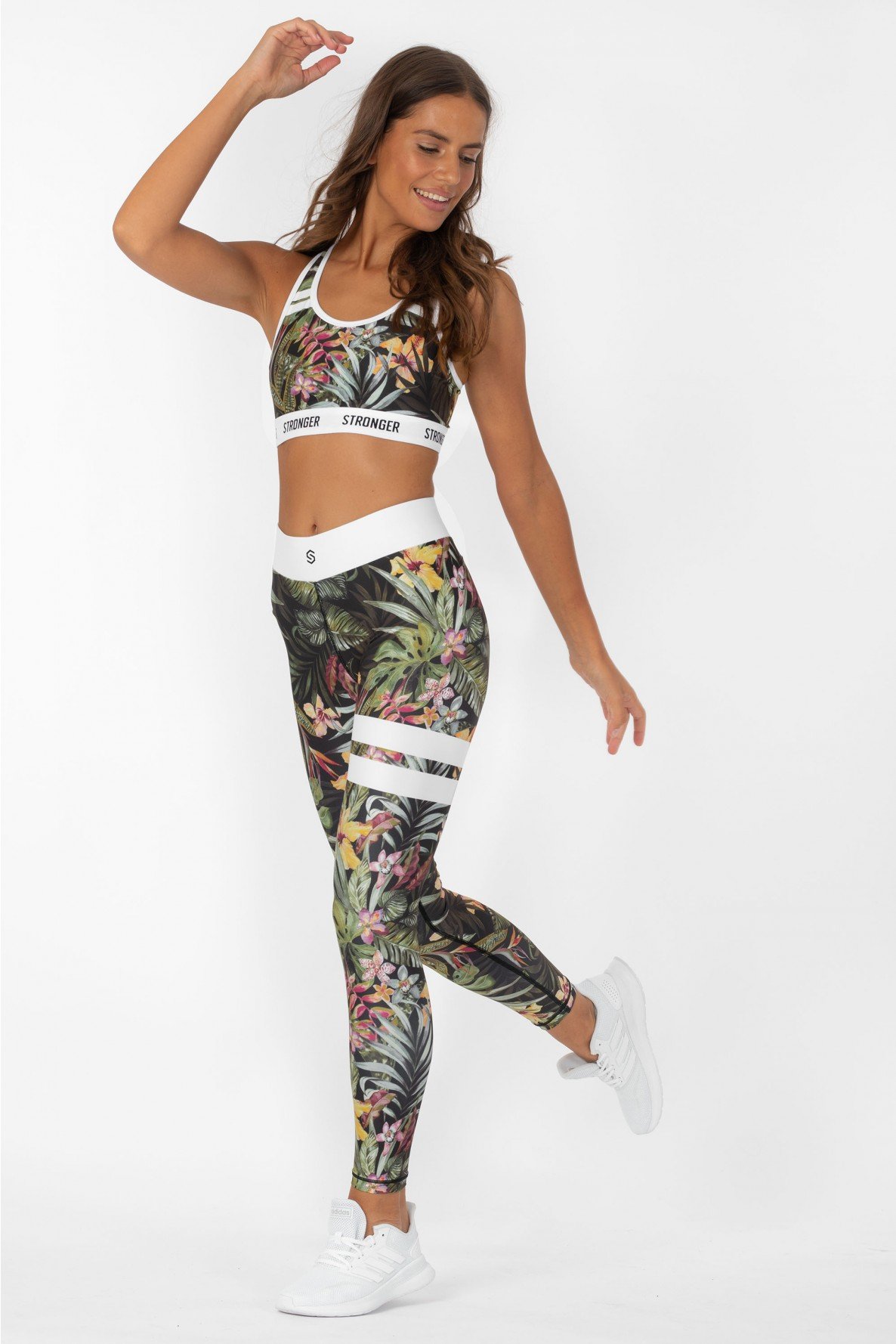 stronger workout floral outfit